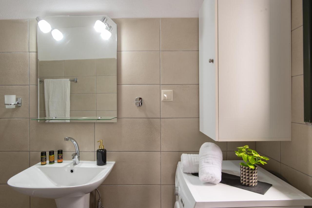 Square Apartment Kambanos Exterior photo